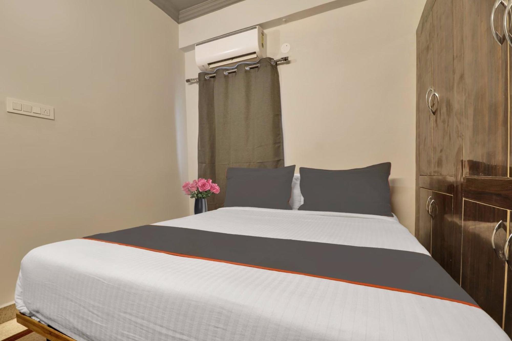 Отель Super Townhouse Rcc Blizz Kondapur  Экстерьер фото