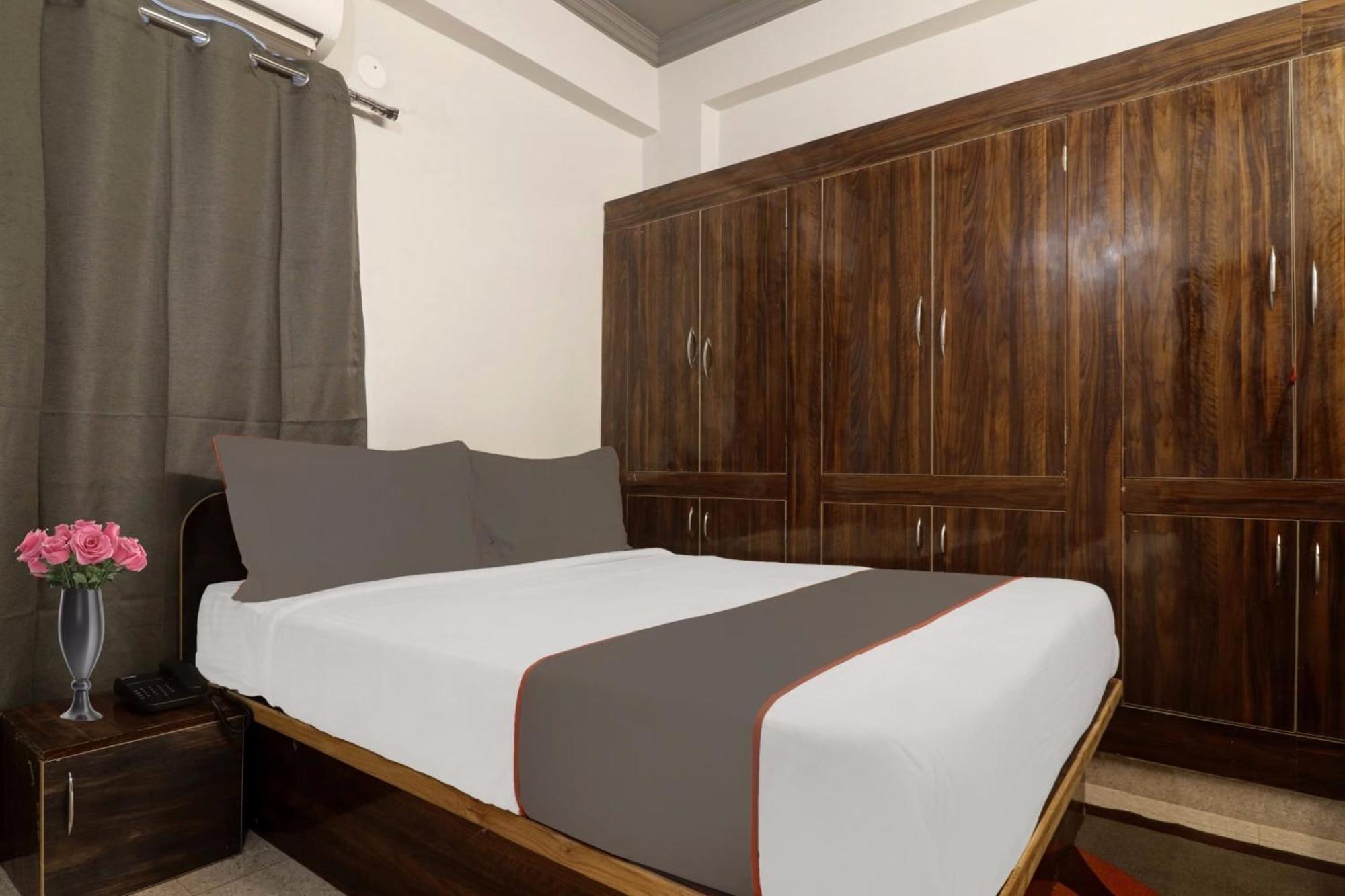 Отель Super Townhouse Rcc Blizz Kondapur  Экстерьер фото