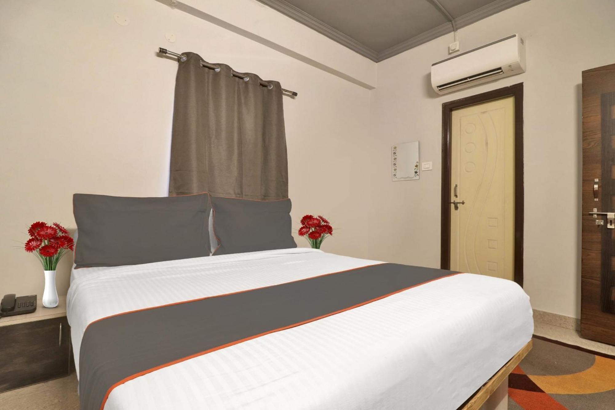 Отель Super Townhouse Rcc Blizz Kondapur  Экстерьер фото