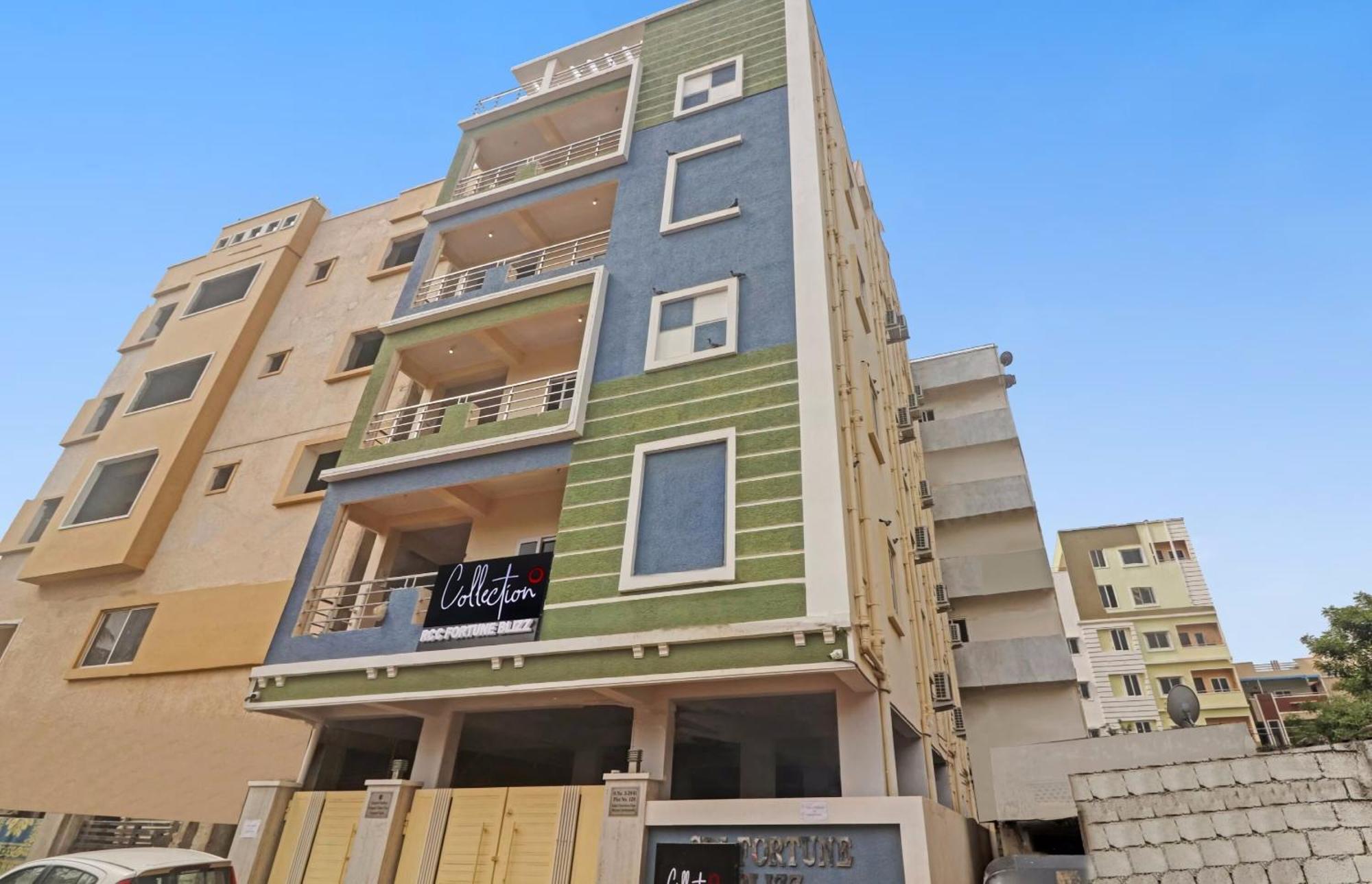 Отель Super Townhouse Rcc Blizz Kondapur  Экстерьер фото