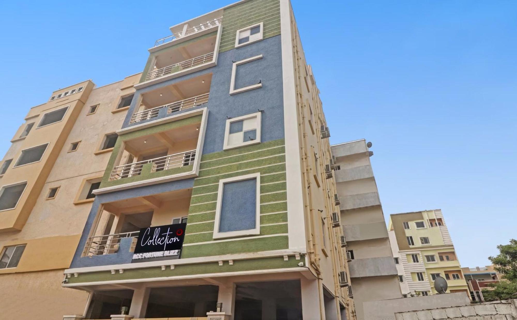 Отель Super Townhouse Rcc Blizz Kondapur  Экстерьер фото